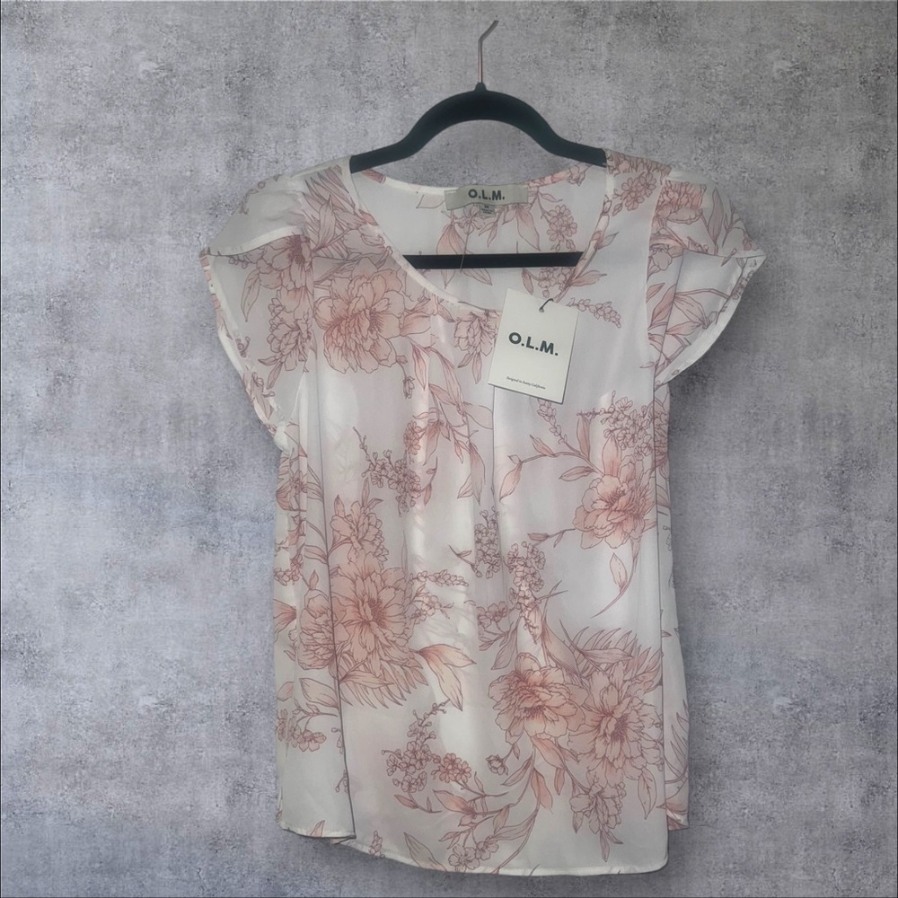 Cream and Pink Ruffled Blouse with Flutter‎ Sleeves